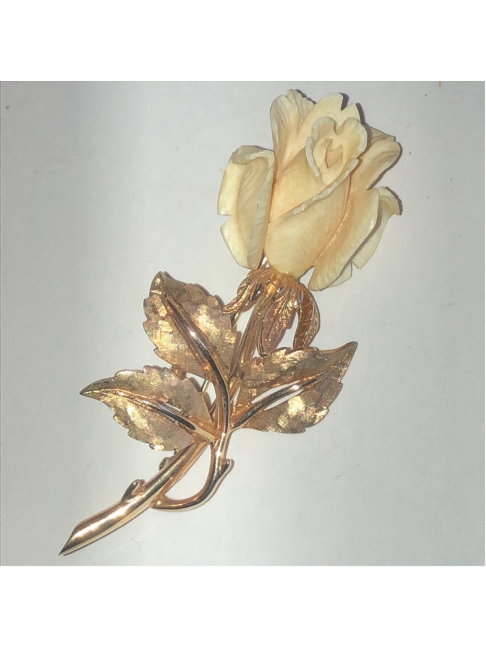 Boucher Vintage Elegant Gold Tone Carved Rose Brooch